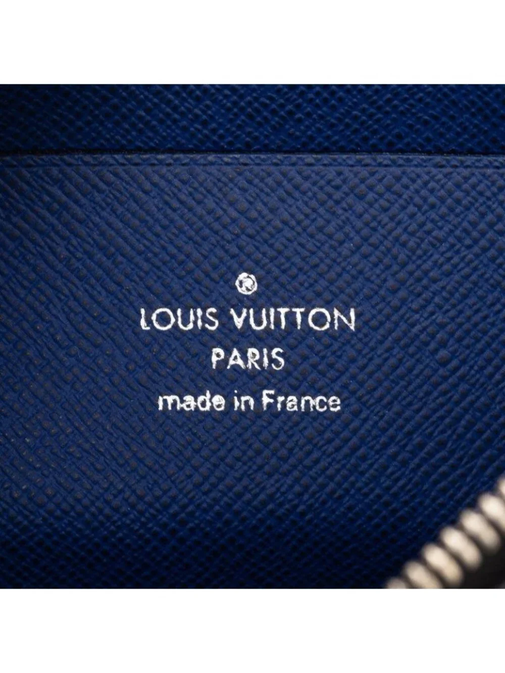 Louis Vuitton Taigarama Pochette Discovery PM Pouch Mini Clutch Cobalt Navy